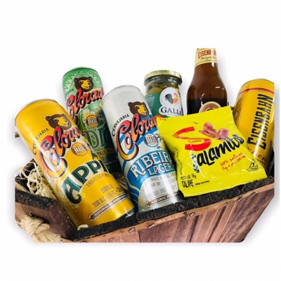 Cesta Rustica De Cervejas Variadas E Petiscos 